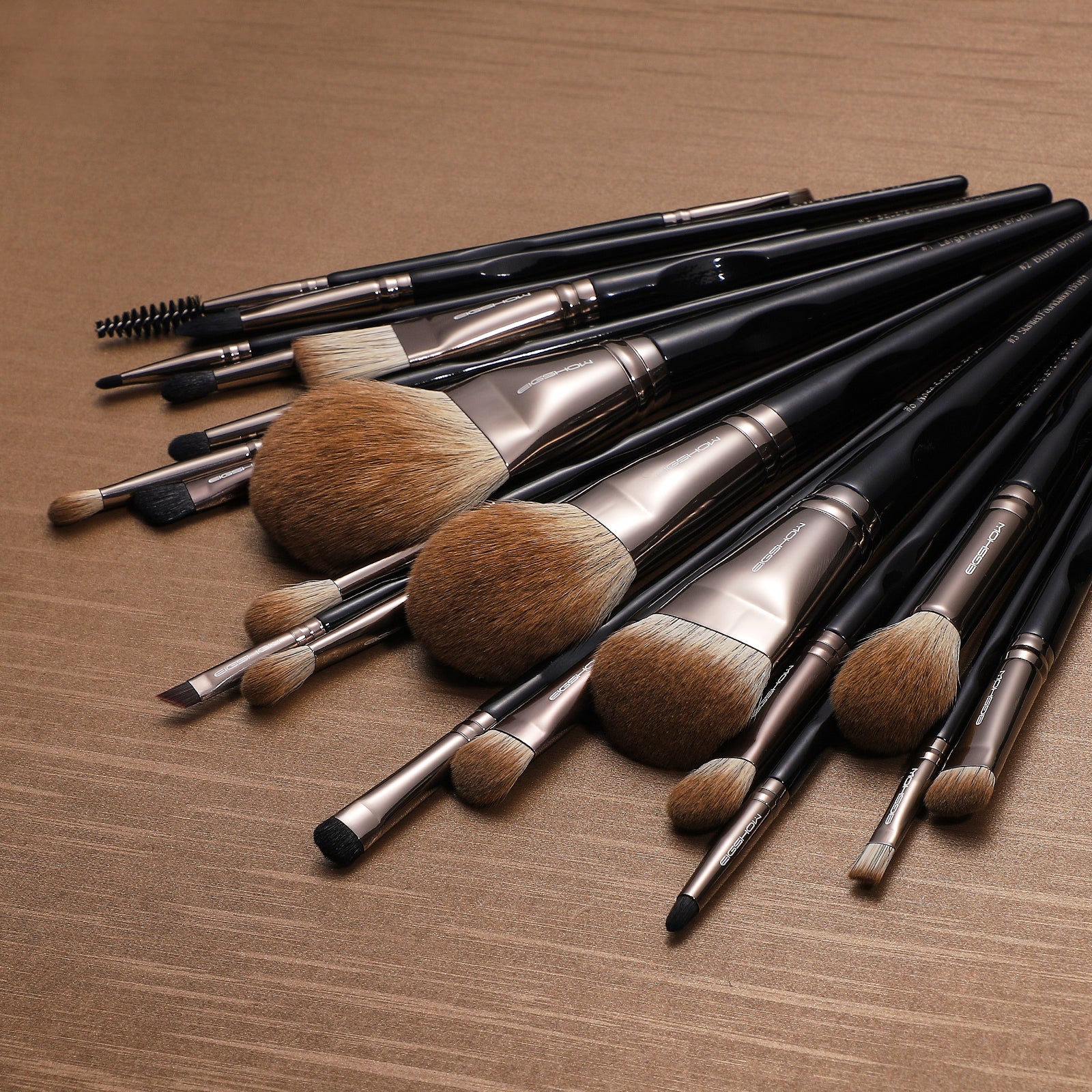 Black Swan Series - 21pcs Professional Makeup Brush Set