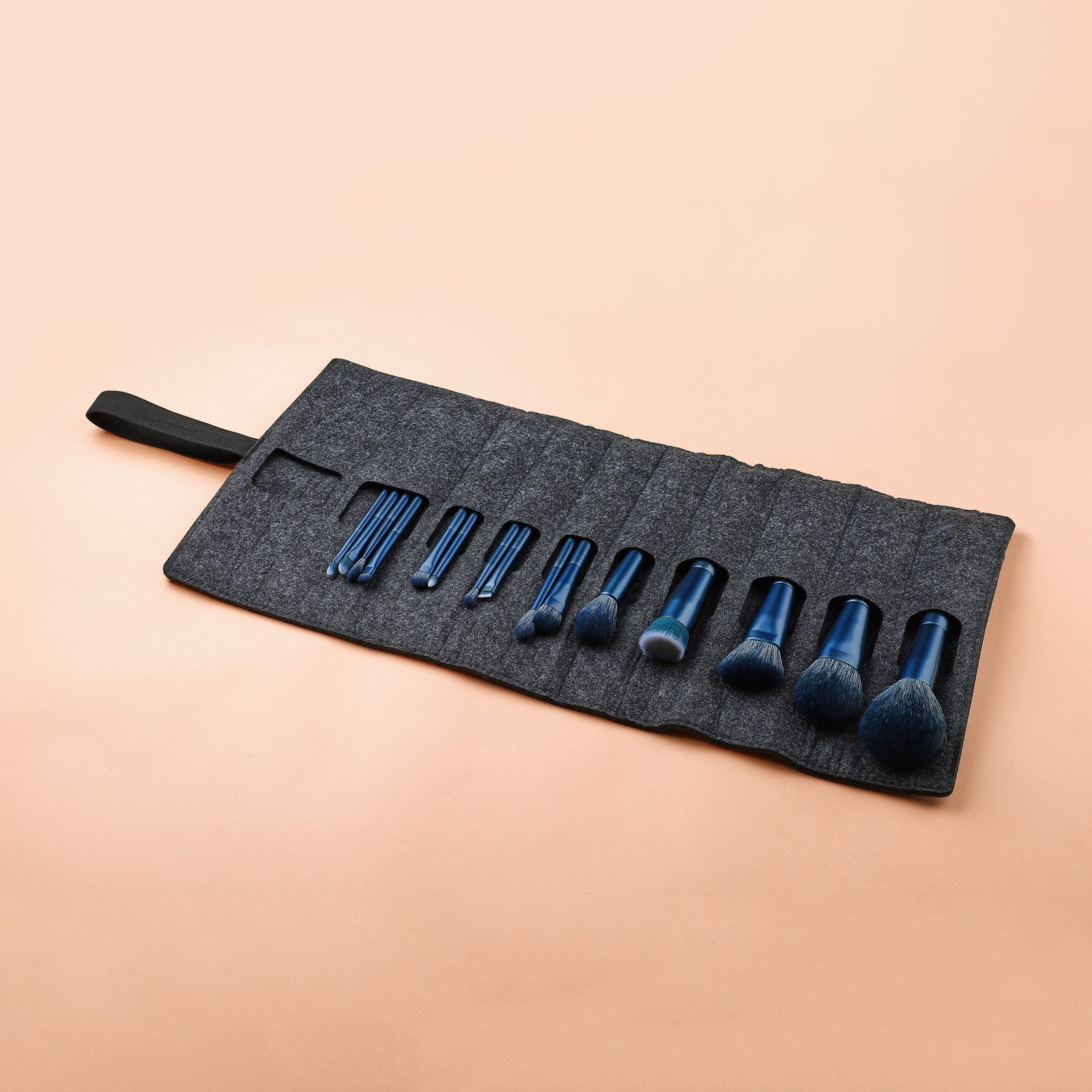 Jade Series – 15pcs Makeup Brush Kit – Tourmaline Blue