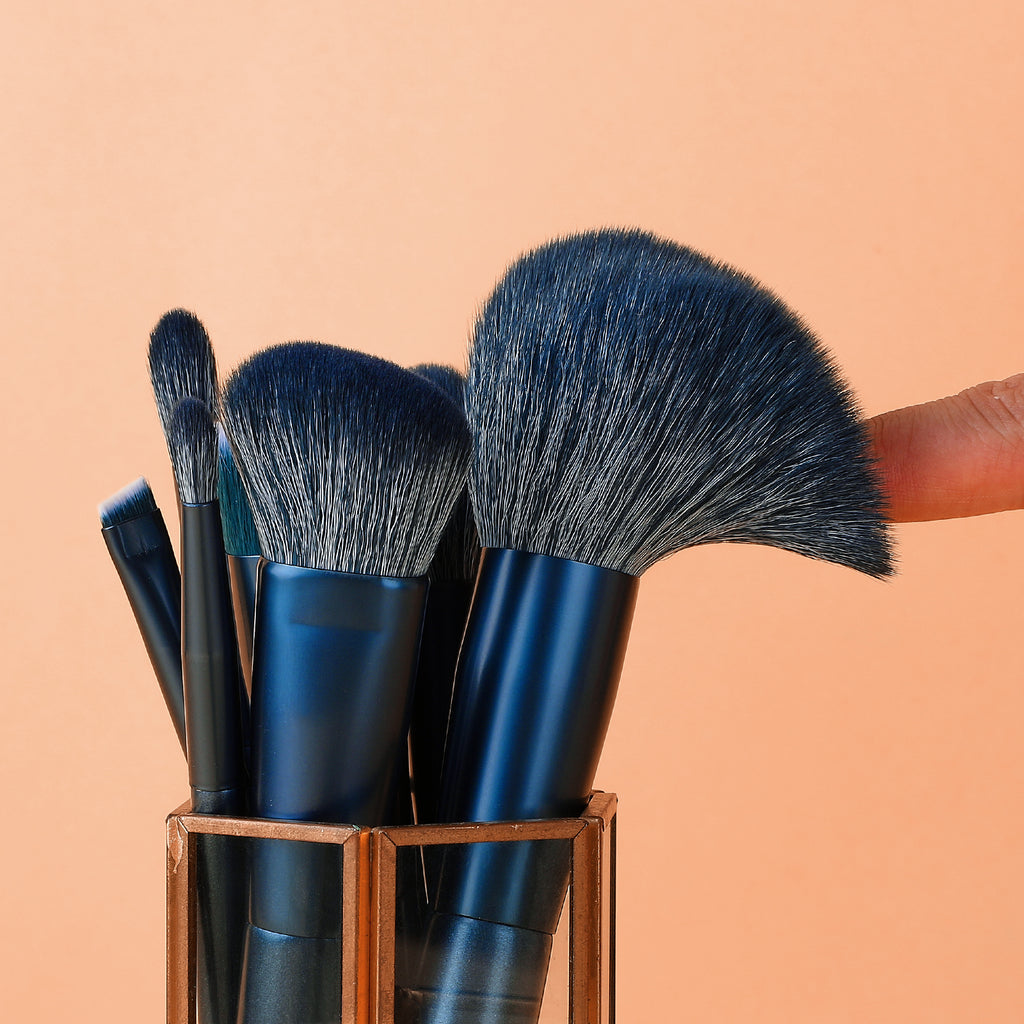 Jade Series – 15pcs Makeup Brush Kit – Tourmaline Blue