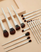 White Whisper - 18pcs Makeup Brush Kit