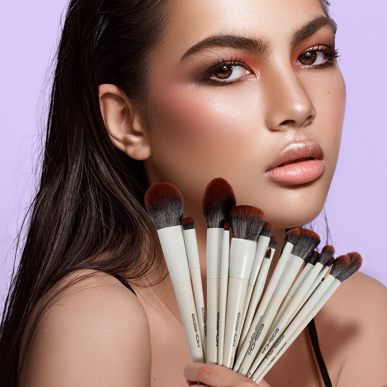 White Whisper - 18pcs Makeup Brush Kit