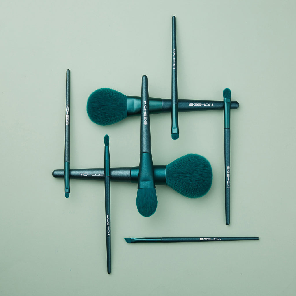 8pcs Jade Green Brush Kit with Cylinder