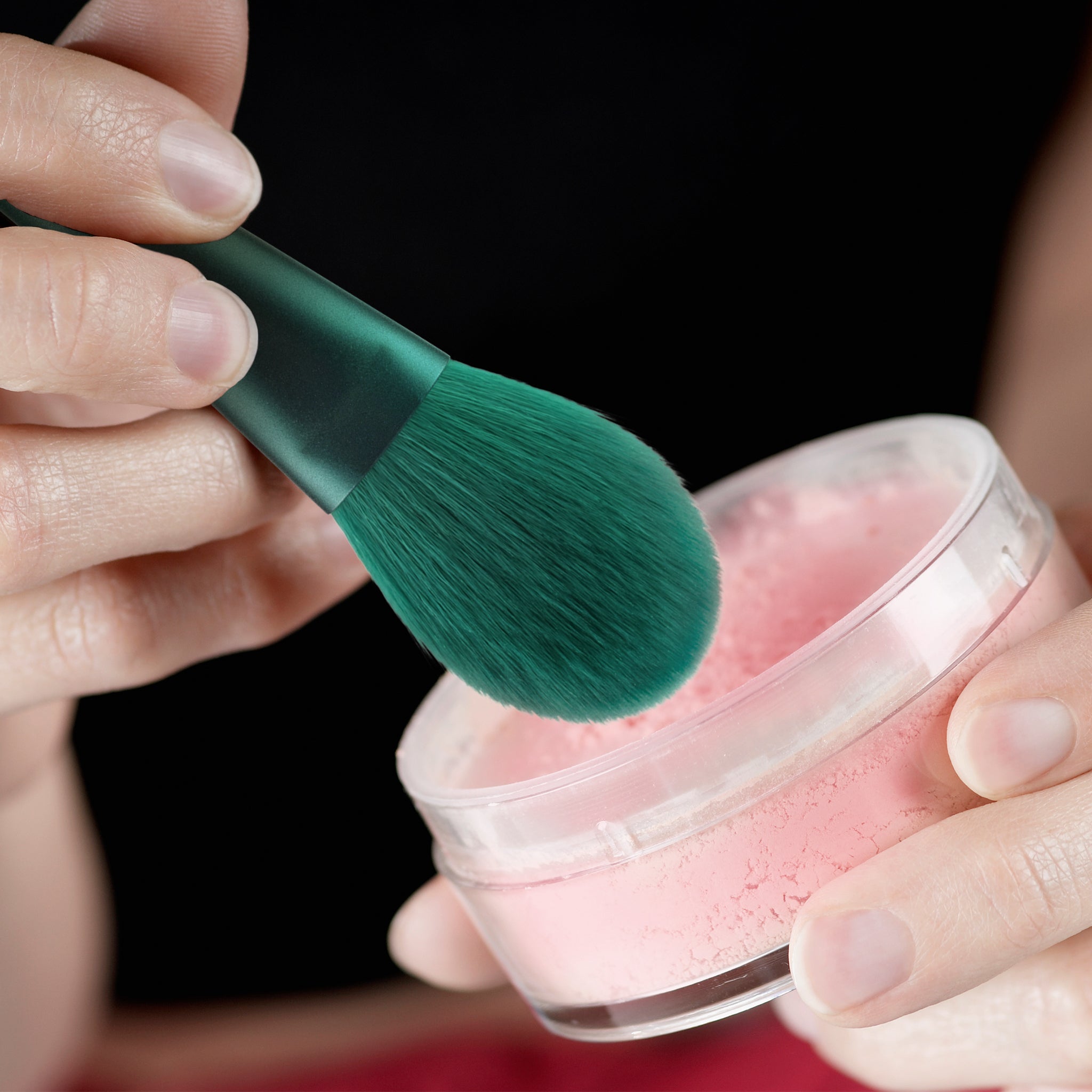 8pcs Jade Green Brush Kit with Cylinder