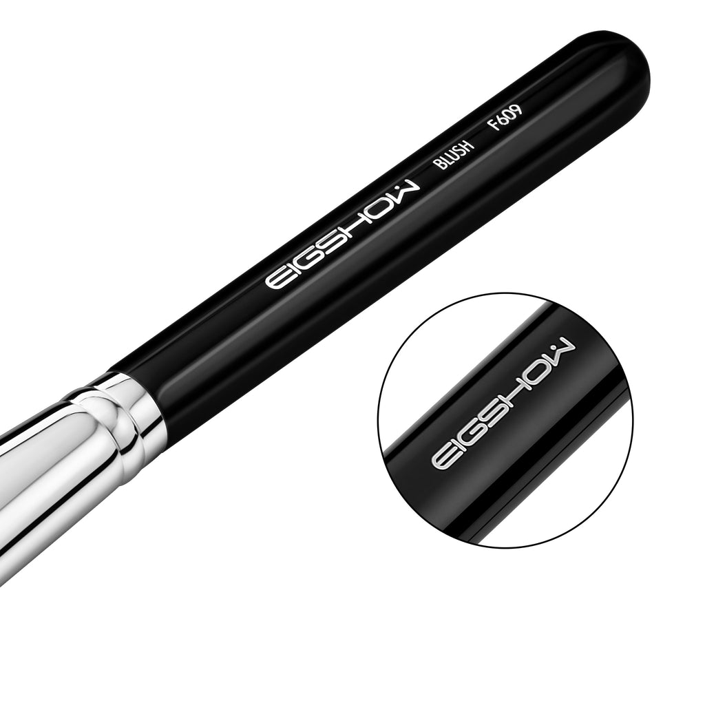 F609 - BLUSH BRUSH