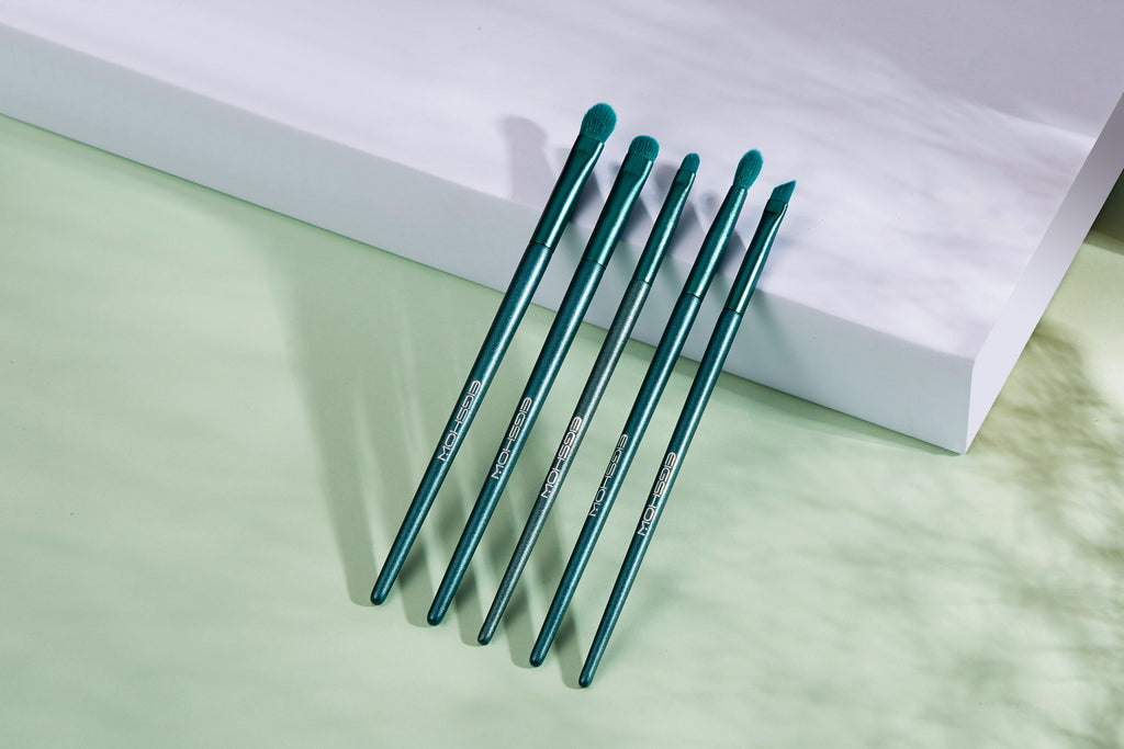 8pcs Jade Green Brush Kit with Cylinder