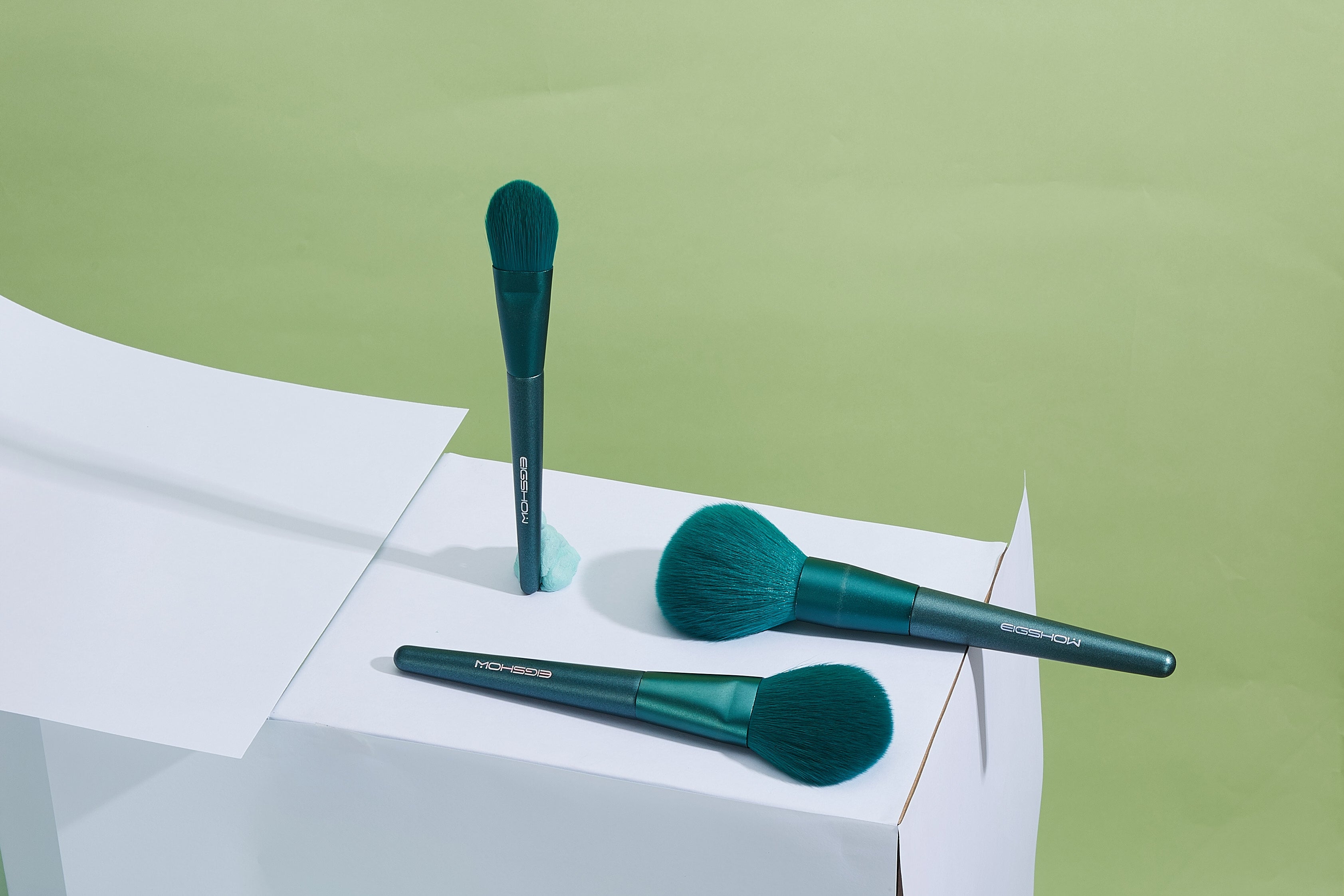 8pcs Jade Green Brush Kit with Cylinder