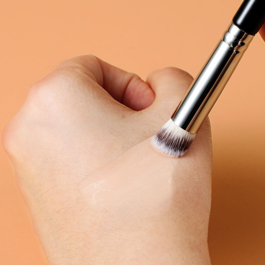 E873 CONCEALER BRUSH