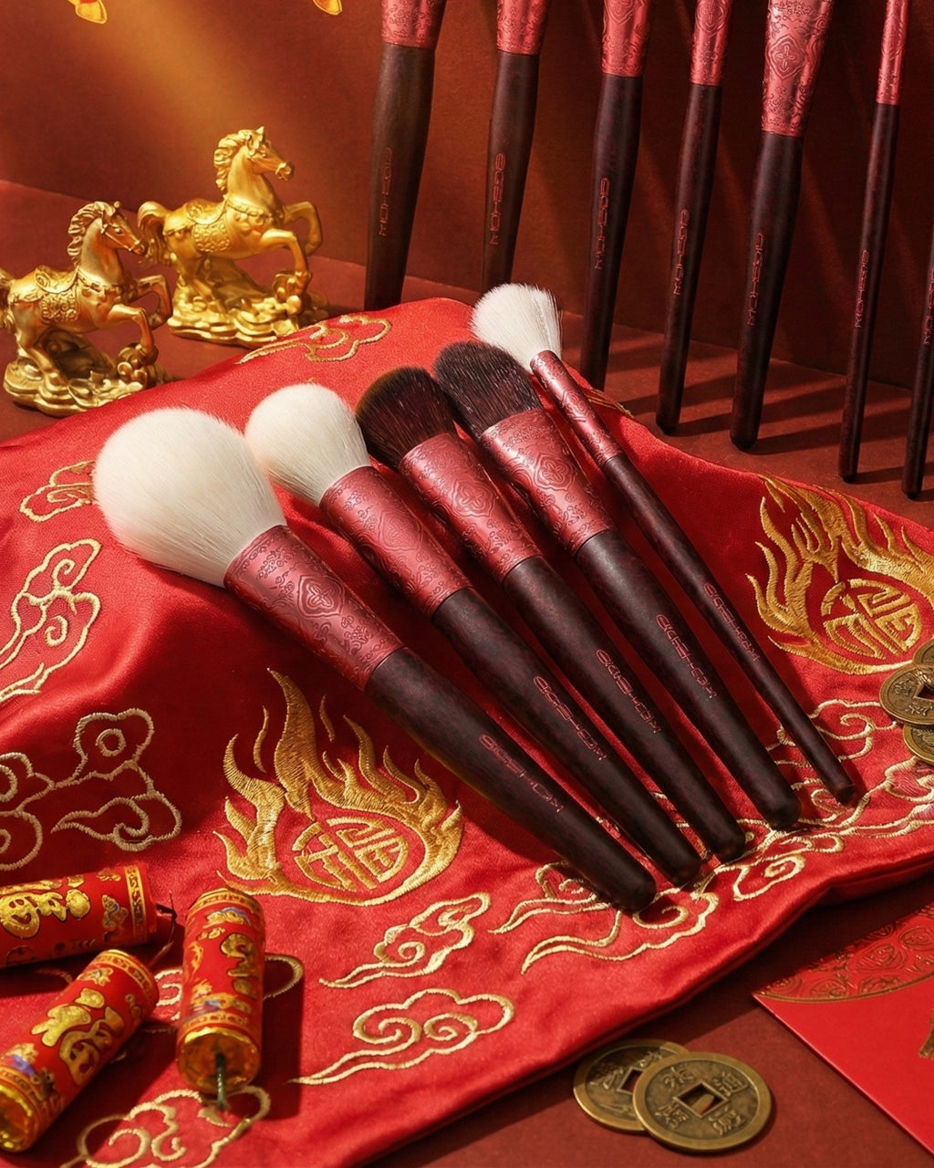 Aspara Red Splendid Series - 15pcs Makeup Brush Set