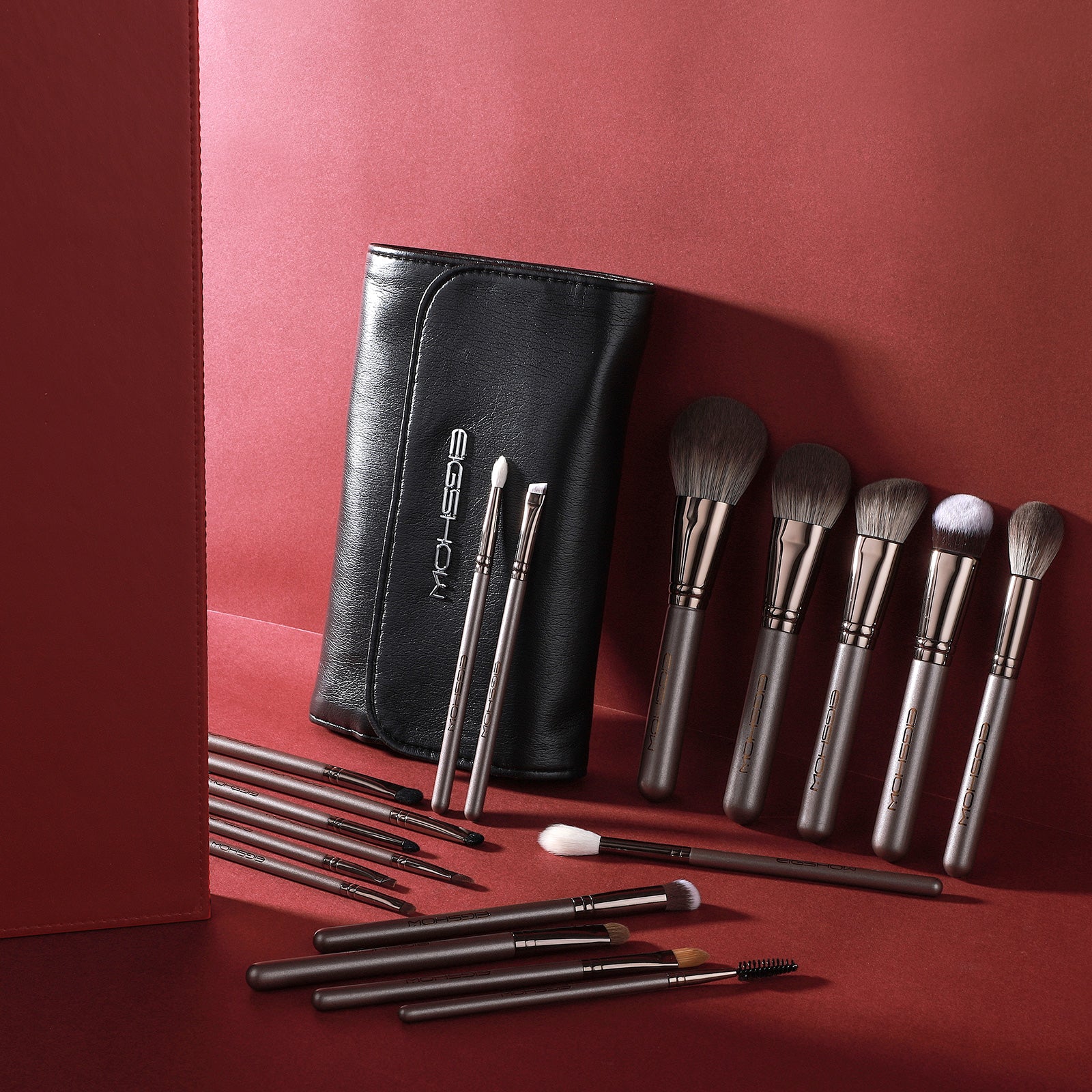 Magician Series Lucky Coffee - 18pcs Makeup Brush Kit