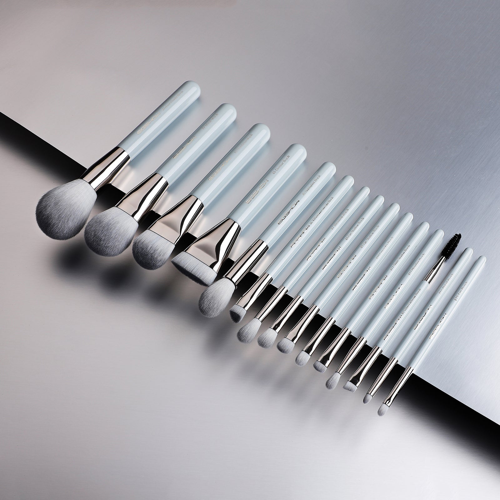 Jade Series – 15pcs Makeup Brush Kit – Baby Blue