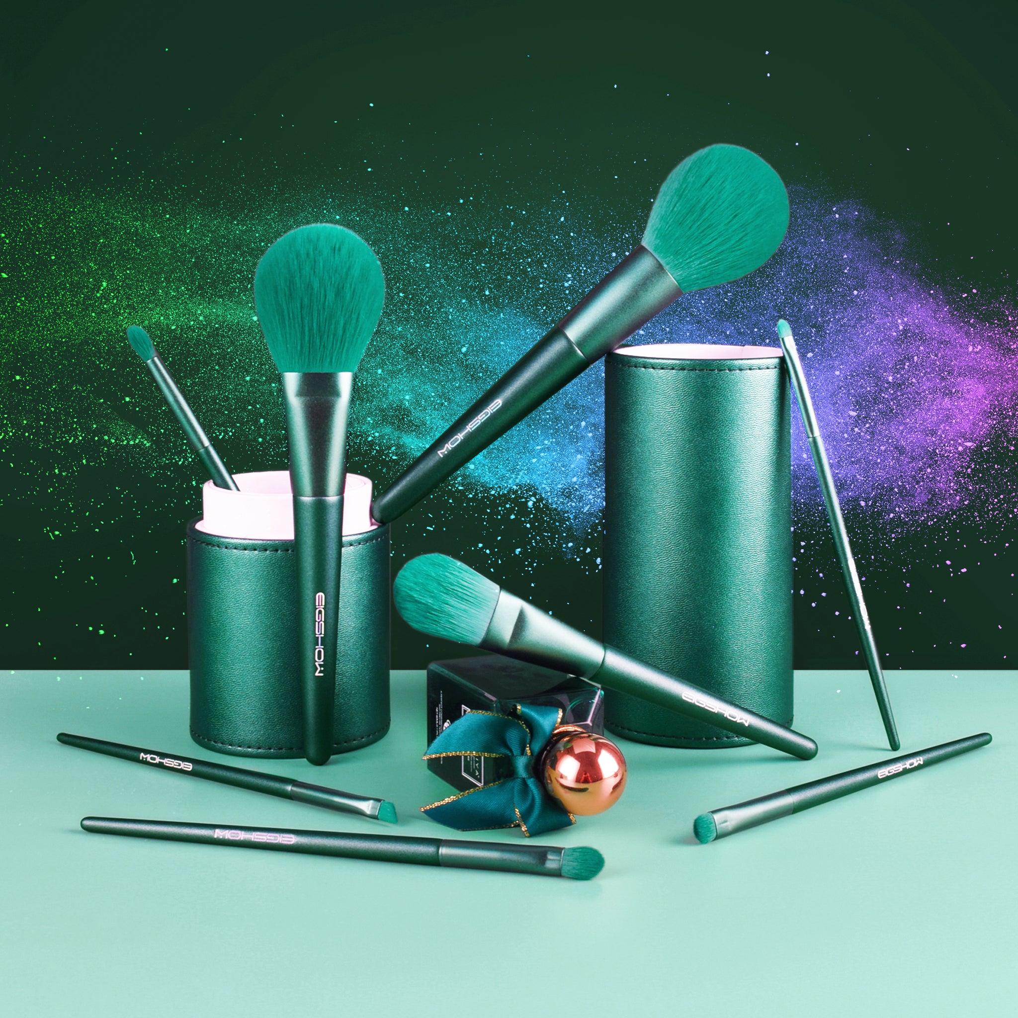 8pcs Jade Green Brush Kit with Cylinder