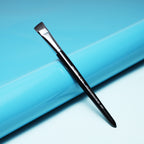 E869 LARGE ANGLED EYEBROW BRUSH