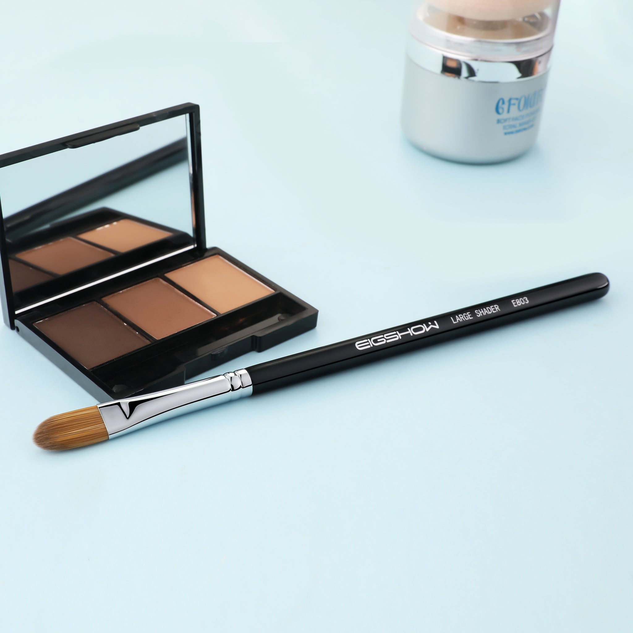 E803 - LARGE SHADER BRUSH