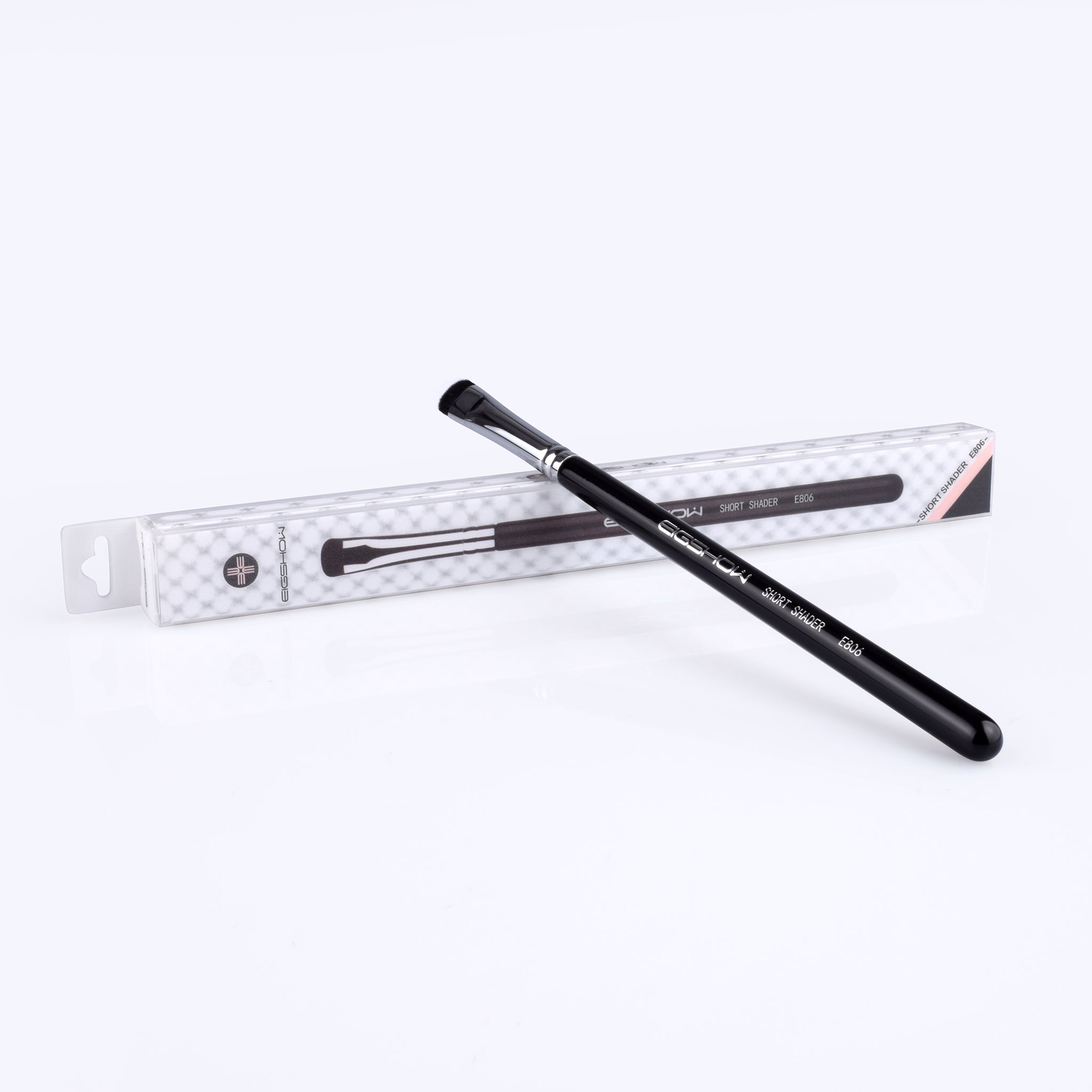 E806 SHORT SHADER BRUSH