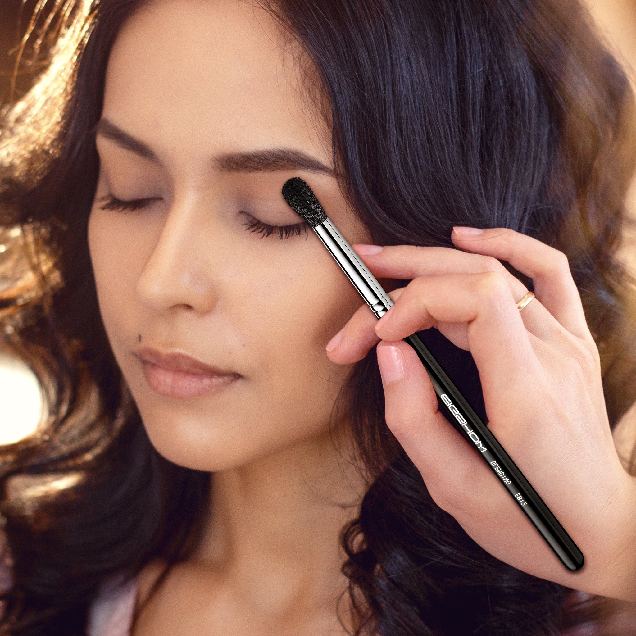 E812 - BLENDING BRUSH