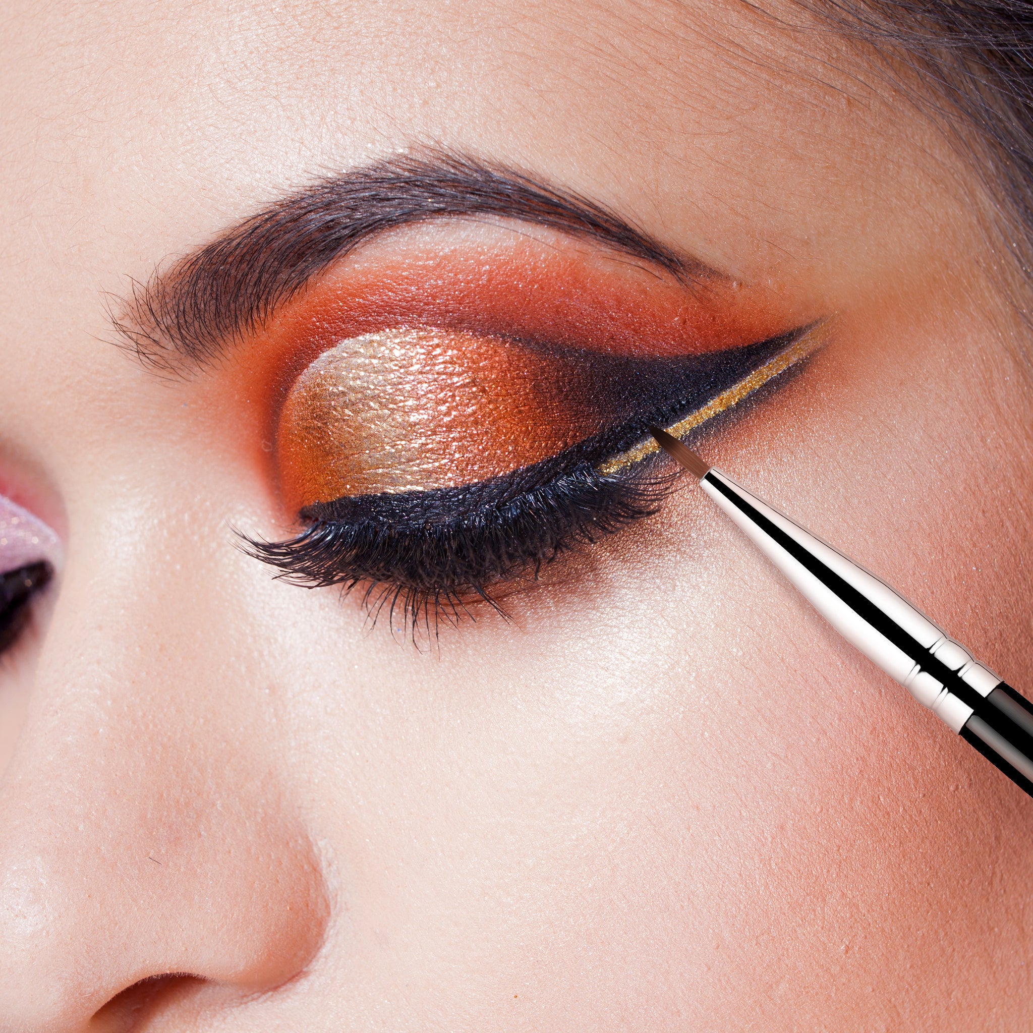 E819 - Eyeliner Brush