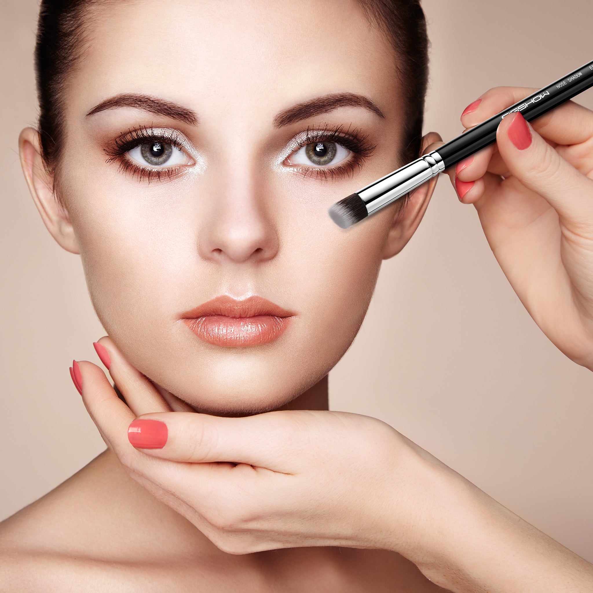 E822 - NOSE SHADOW BRUSH