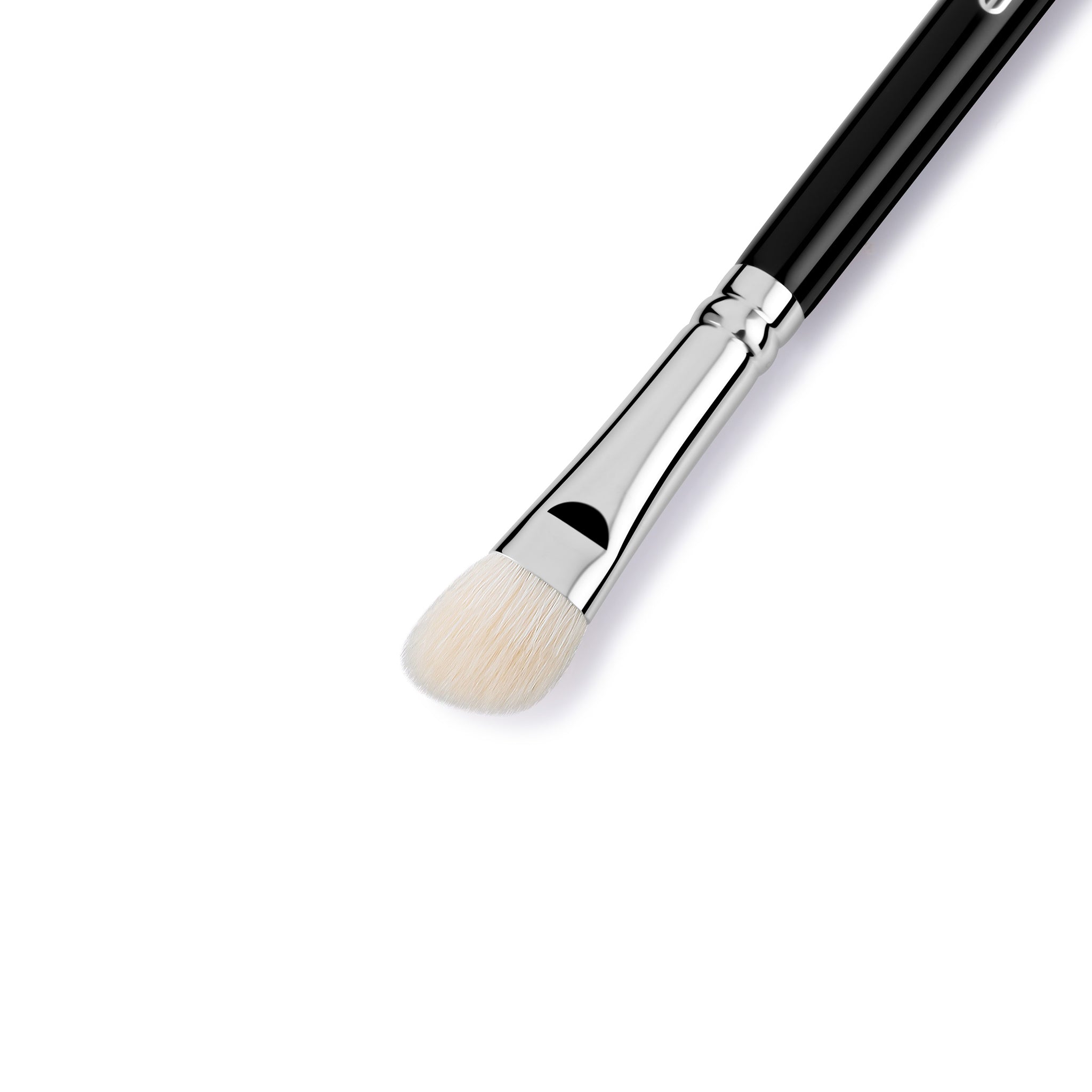 E833 - Angled Eyeshadow Brush