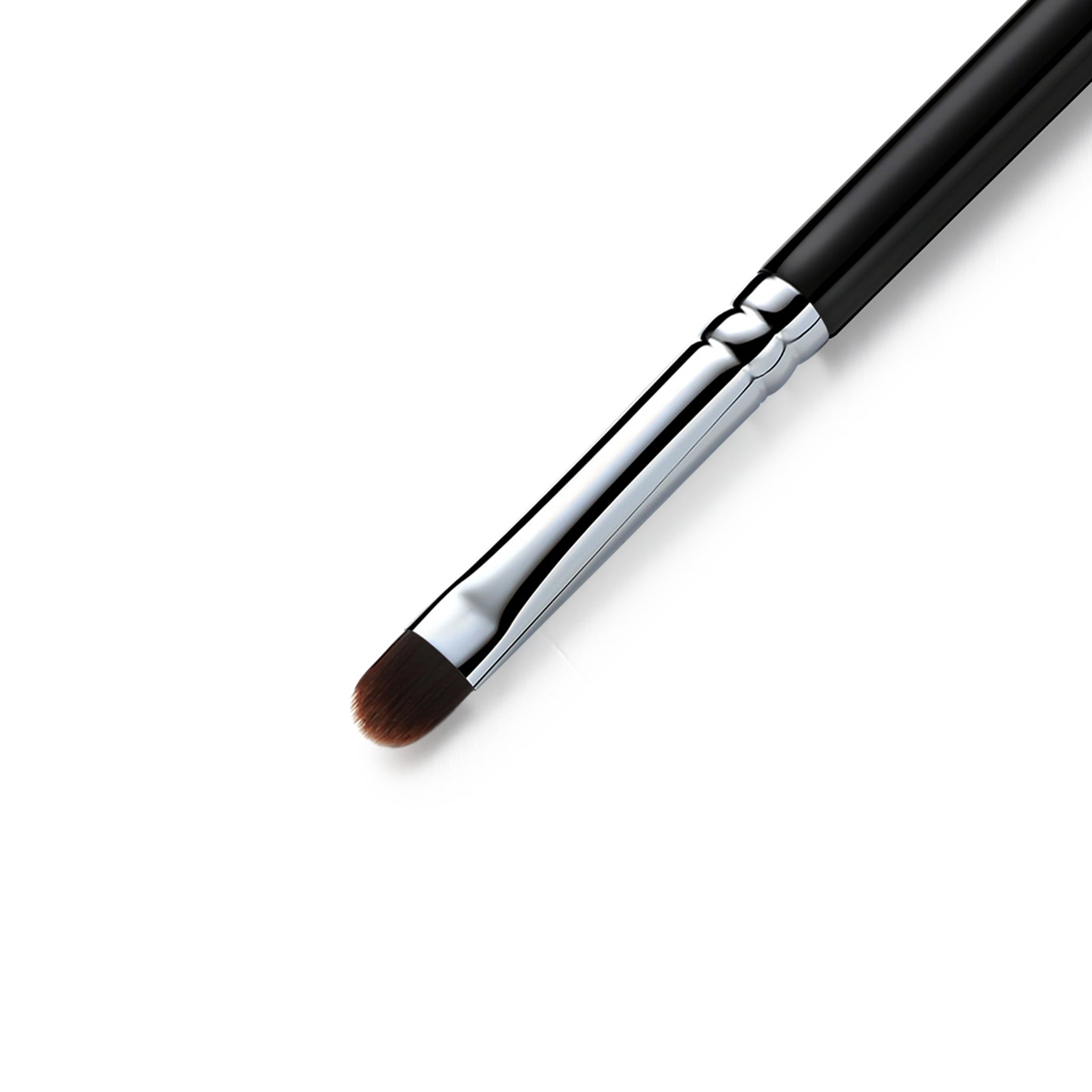 E836 - CONCEALER BRUSH