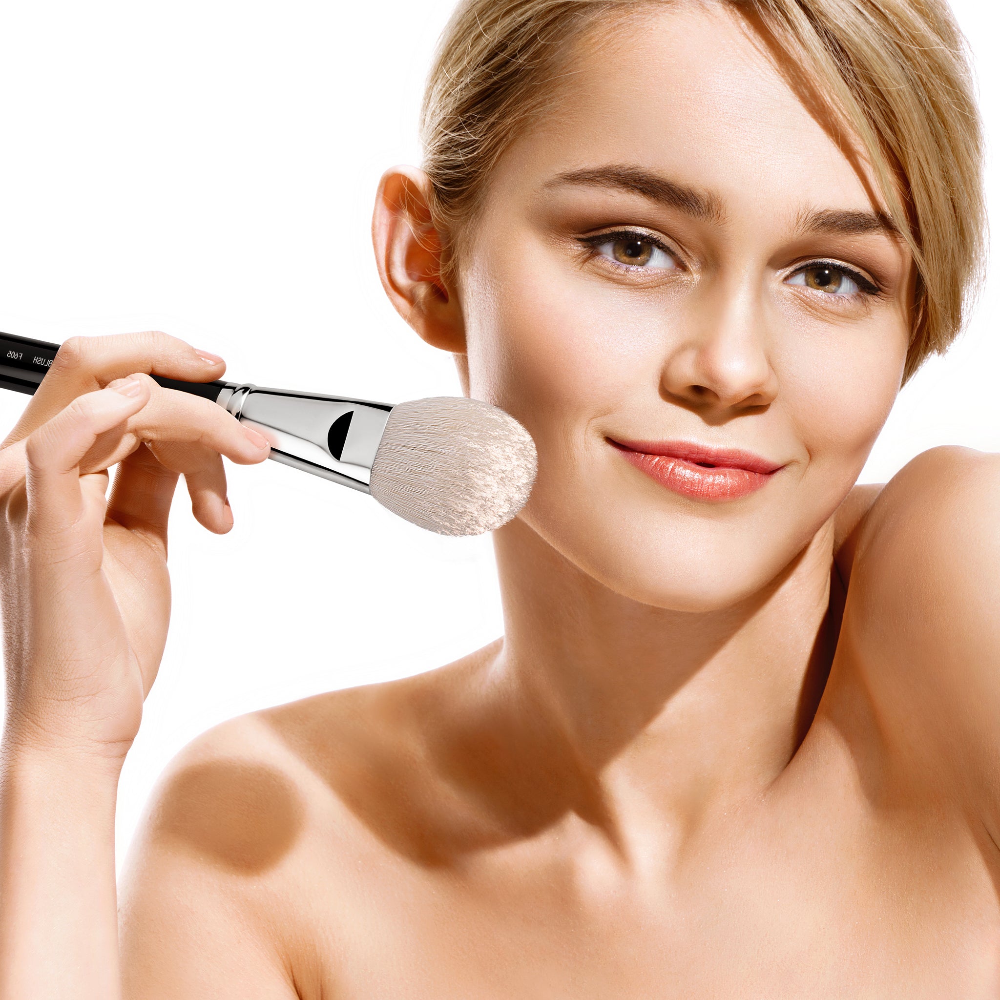 F605 - Blush Brush