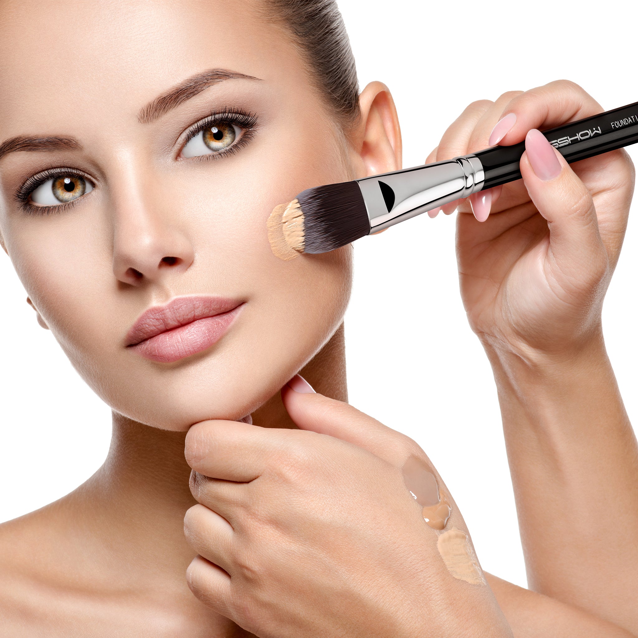 F615 - FLAT FOUNDATION BRUSH