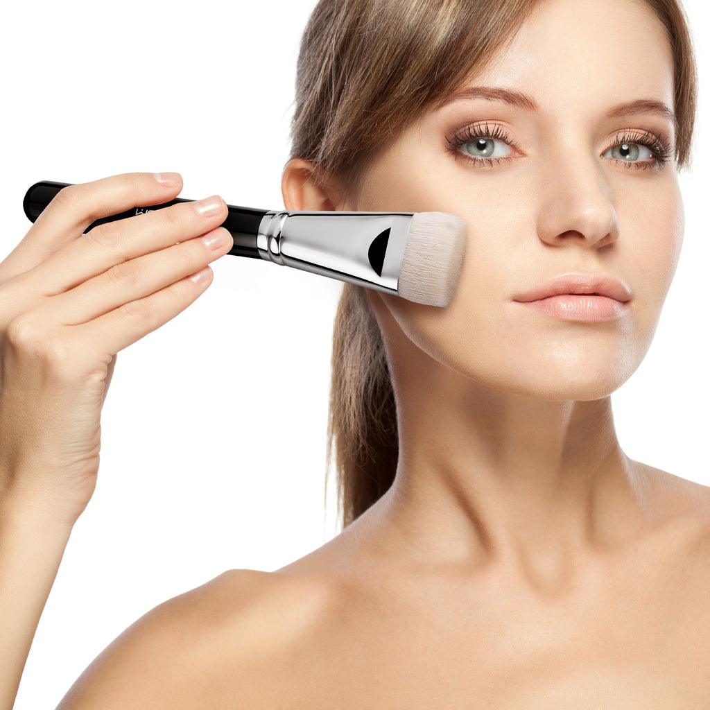 F622 - FLAT CONTOUR BRUSH