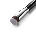 F624 - Angled Foundation Brush