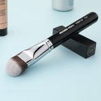 F625 - KABUKI FOUNDATION BRUSH