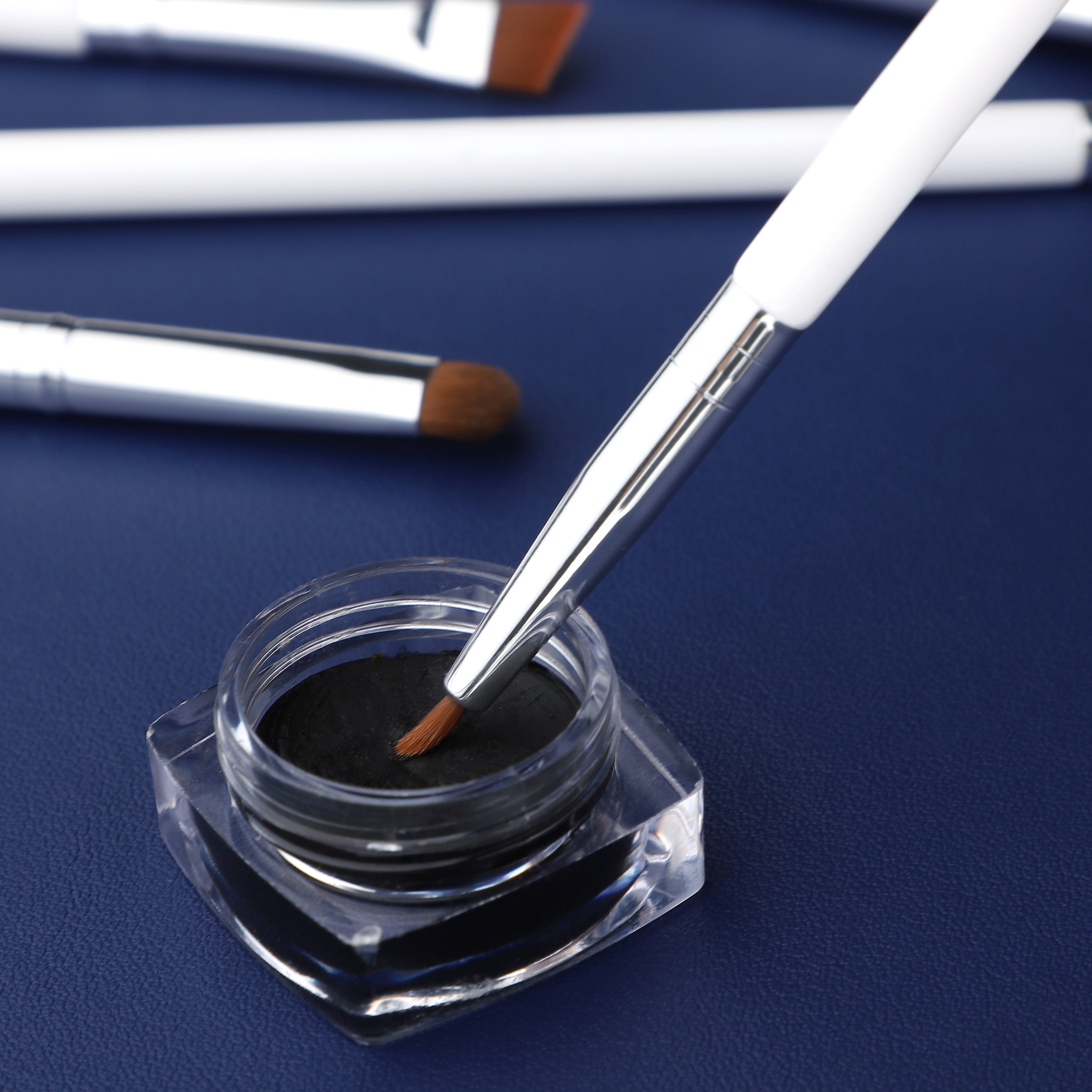 Jade Series - 5 Pcs Eye Brush Set - White Silver