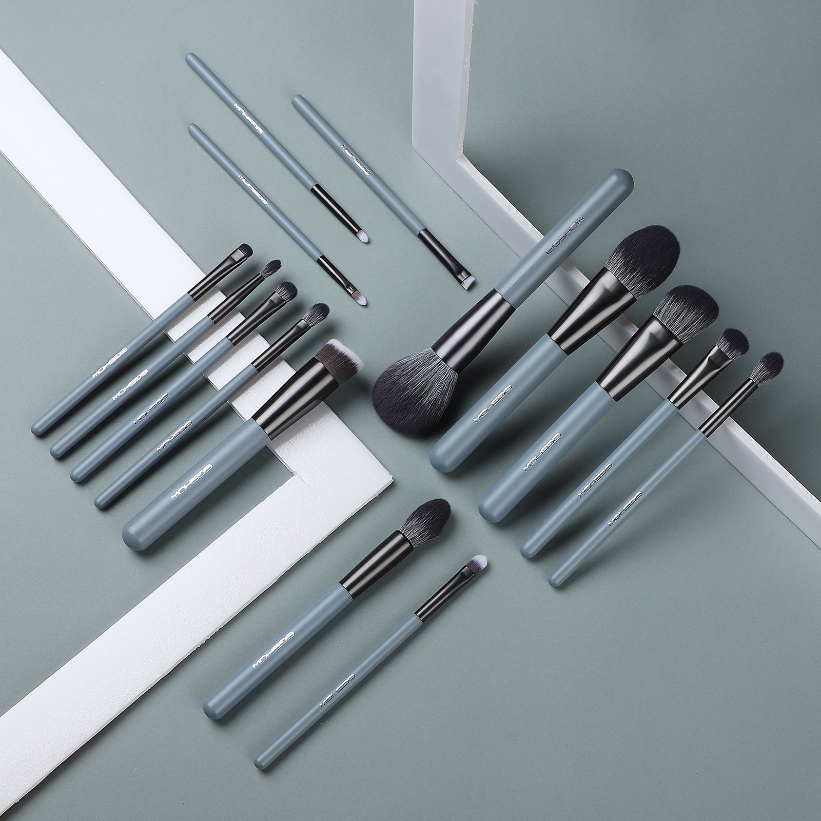 Jade Series – 15pcs Makeup Brush Kit – Agate Grey